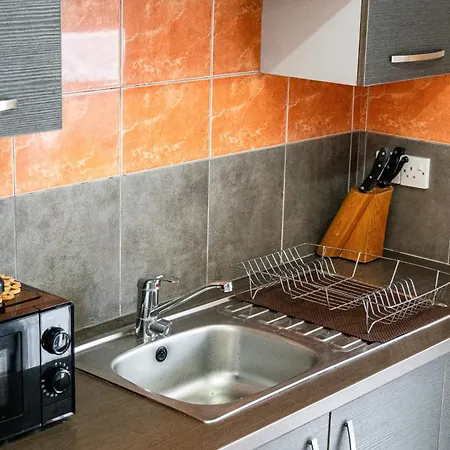 Apartamento Steni Views By Ezoria Polis