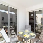 Steni Views By Ezoria Apartment *