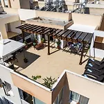 Steni Views By Ezoria Apartment *