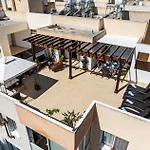Steni Views By Ezoria شقة *