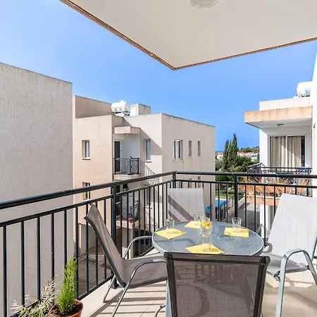 Apartment Steni Views By Ezoria