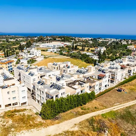 Steni Views By Ezoria Polis