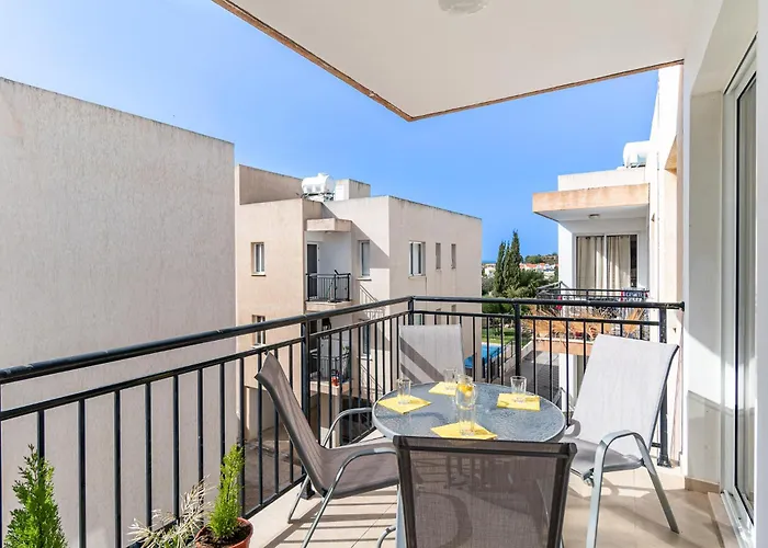 アパート Steni Views By Ezoria