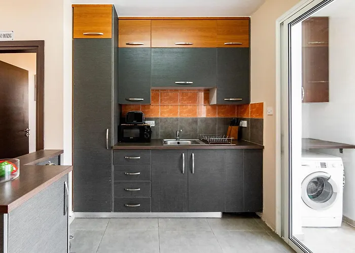 Steni Views By Ezoria *