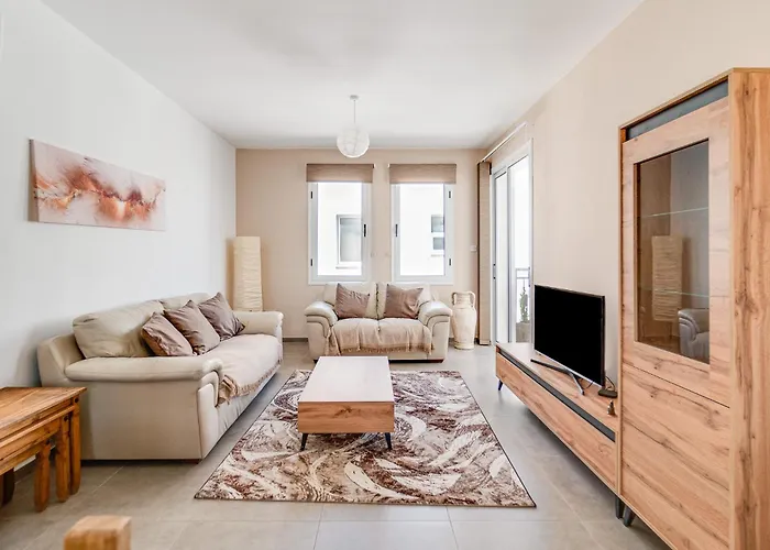 Steni Views By Ezoria